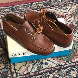 NIB Child Life Boys’ Brown Leather Shoes Size 2W